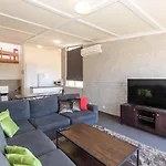 Tanderra 18 28 Park Road