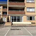 Central Park 4 - 3Br Ground Floor Apartment L Central Location