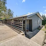 Poley Cow Studio - Lake & Mountain Views L Air-Con L Parking