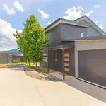 25A Twynam Street
