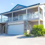Alpine Retreat 107A Gippsland Street