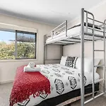 Lakeside Townhouse - 2Br Modern Townhouse L Lake Views L Balcony L Walking Distance To Town