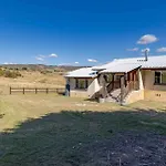 Old Hut Creek Chalet