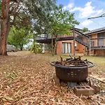 Cobbon Retreat - 5Br House L Pet Friendly L Large Fenced Backyard L Wifi L Great Location