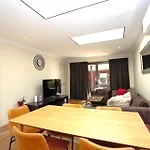 Bogong Bungalow - 2, 19 Bogong Street