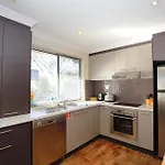 Bogong Bungalow - 2, 19 Bogong Street