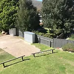 Yowie 3 - Yowie Lodge