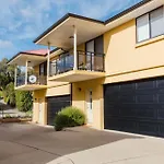 4-1 Penders Court