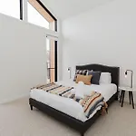 16A Rawson St