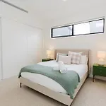16B Rawson St