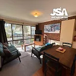 Mountain View Kirwan 32