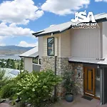 Lakeview Townhouse