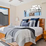 Snowy Mountains Townhouse