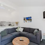 Alpha Centauri 7 Of 39 Gippsland Street