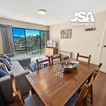 Alpine Mountain View Kirwan 9