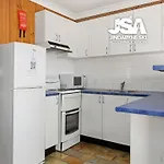 Bluegums 3 - 2 Bedroom Apartment Sleeps 6 With Great Views