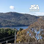 Bluegums 3 - 2 Bedroom Apartment Sleeps 6 With Great Views