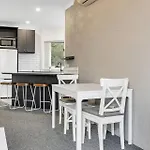 Parkwood 5 - 2Br Split Level L Spa Bath L Bbq L Central Location L Wifi