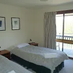 Mowamba River Lodge