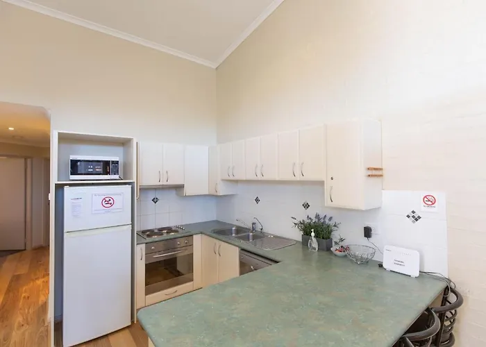 Acacia 5 2 Kirwan Close