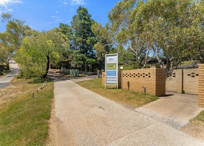 Alpine Mountain View 18 - 4Br L Mountain Views L Swimming Pool L Air-Con L Wifi