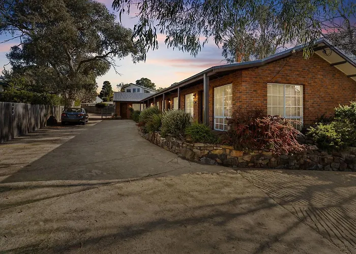 Sponars Onshore - 2Br Apartment L Pet-Friendly L Wifi L Air-Con L Fenced Backyard