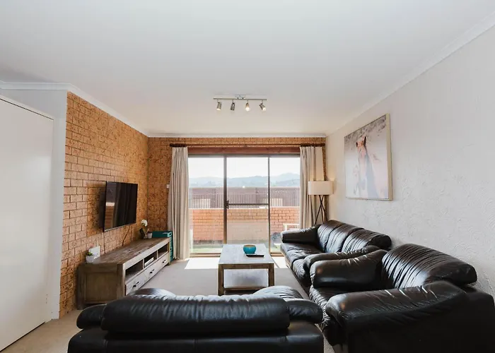 St Moritz - 7-36 Gippsland Street