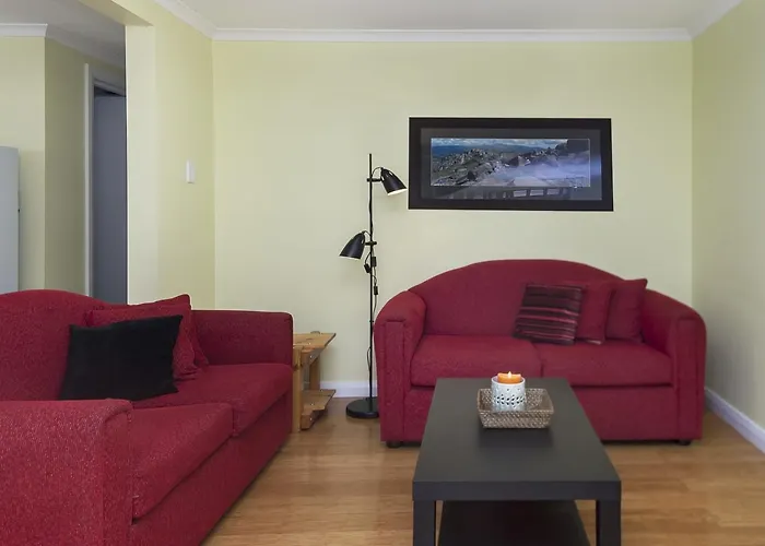 Maxs Place 3 2 Bedroom Unit