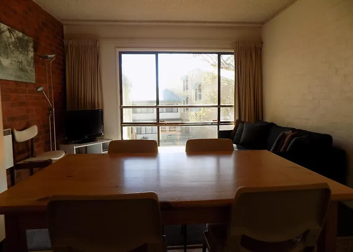 Mountain View, Kirwan 27