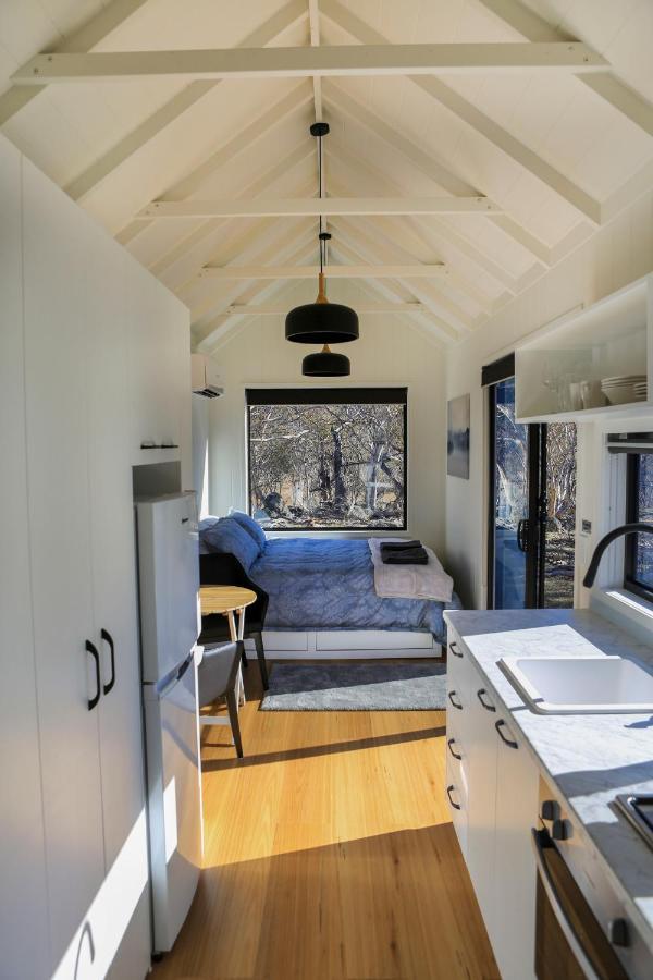 Big Yard Escapes - Two Off-grid Tiny On The Mowamba River * Jindabyne