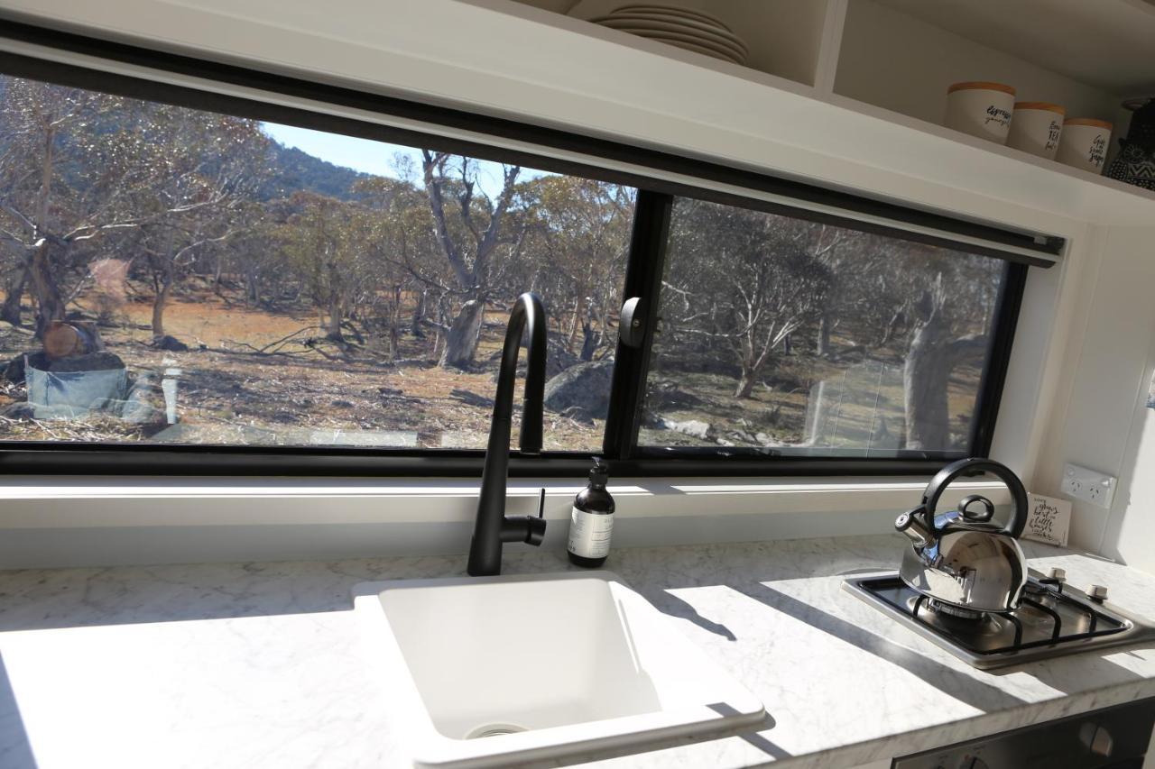 Big Yard Escapes - Two Off-grid Tiny On The Mowamba River Campsite Jindabyne