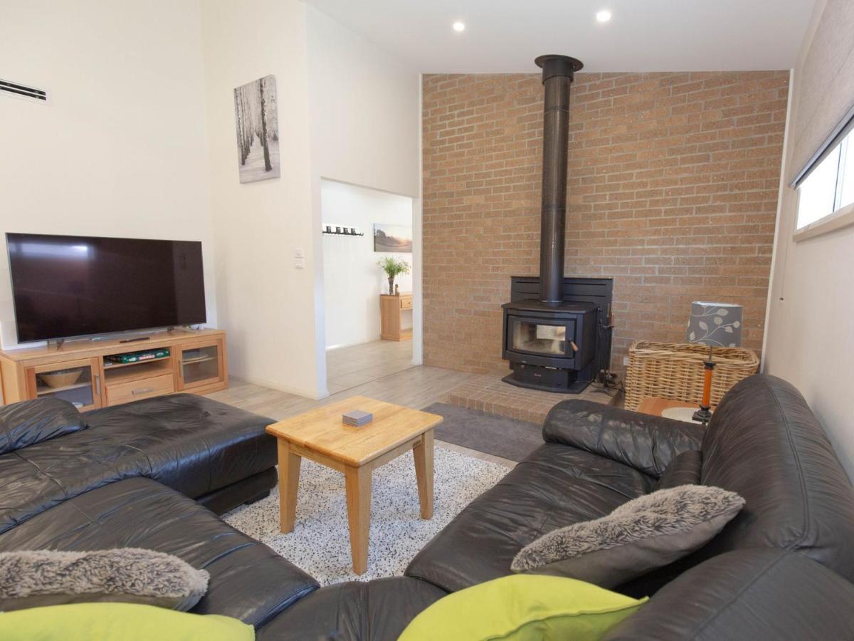 Jindalee 3 34 Twynam St *