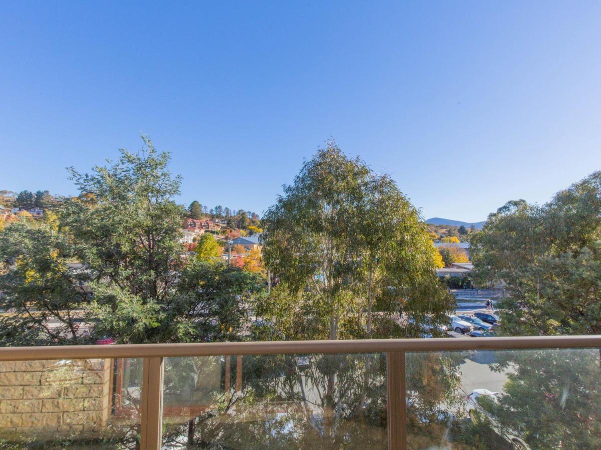 Park 18 1 Snowy River Ave Apartment *