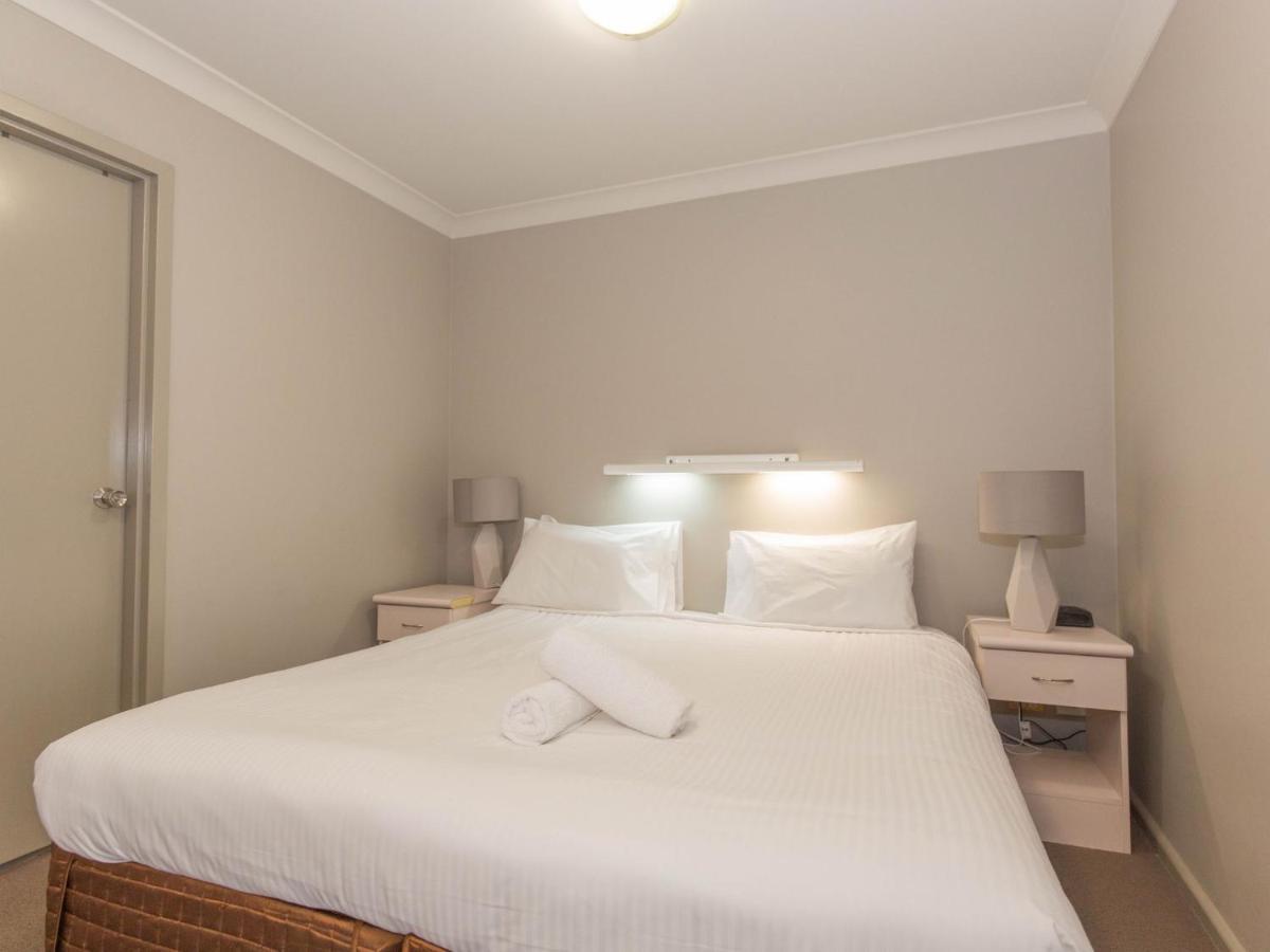 Apartment Horizons 321-10 Kosciuszko Road