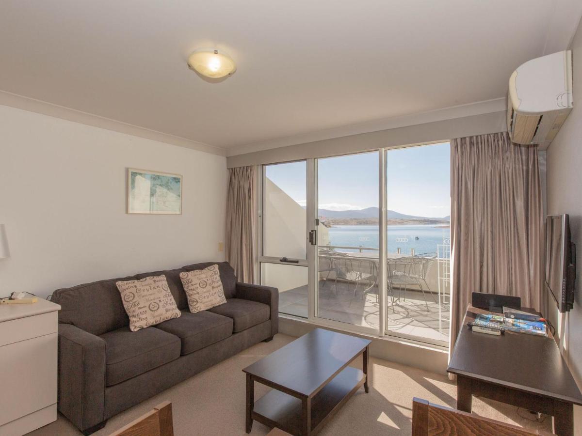 Apartment Horizons 321-10 Kosciuszko Road