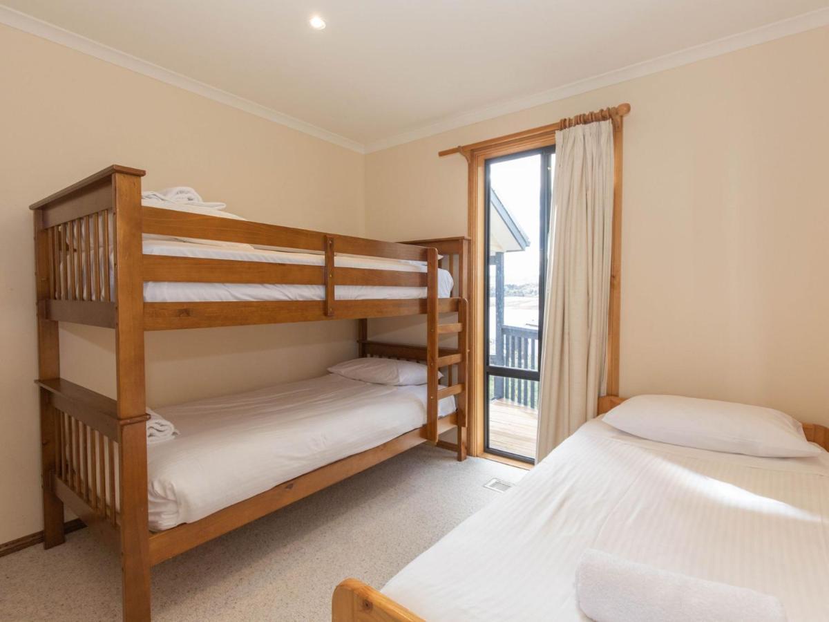 Apartment Lakehaus 2 Of 11 Rainbow Drive Jindabyne