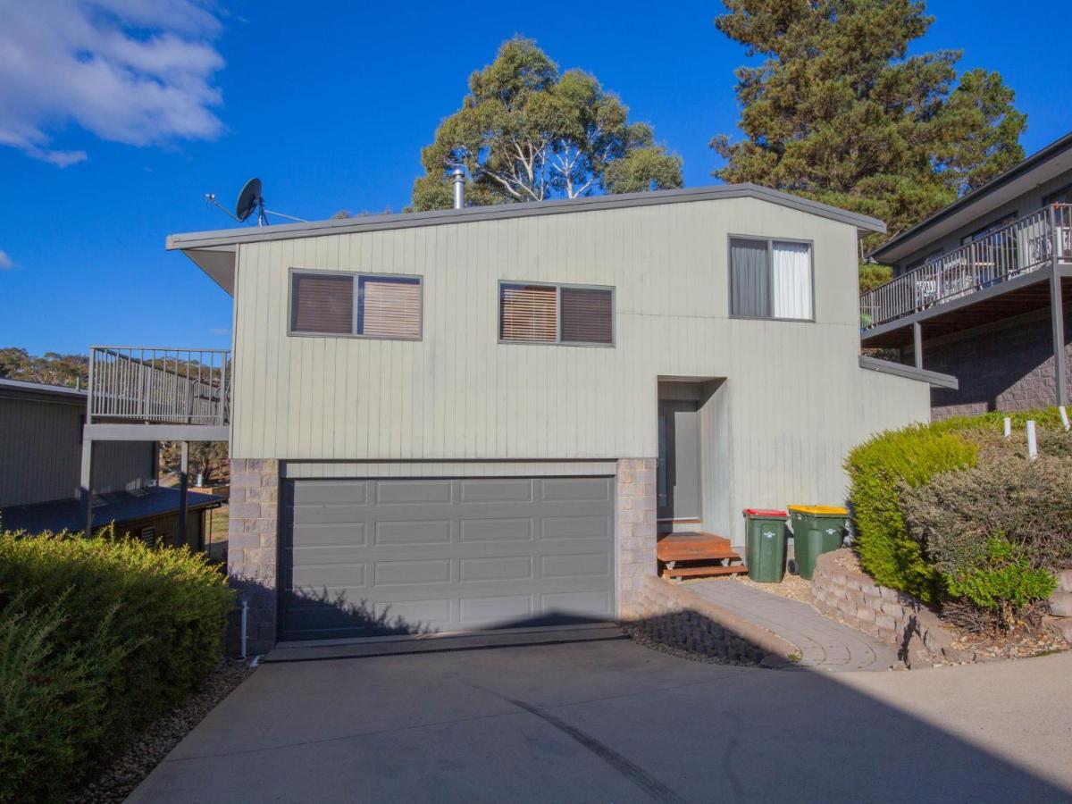 Boronia 5 30 Nettin Circuit Apartment