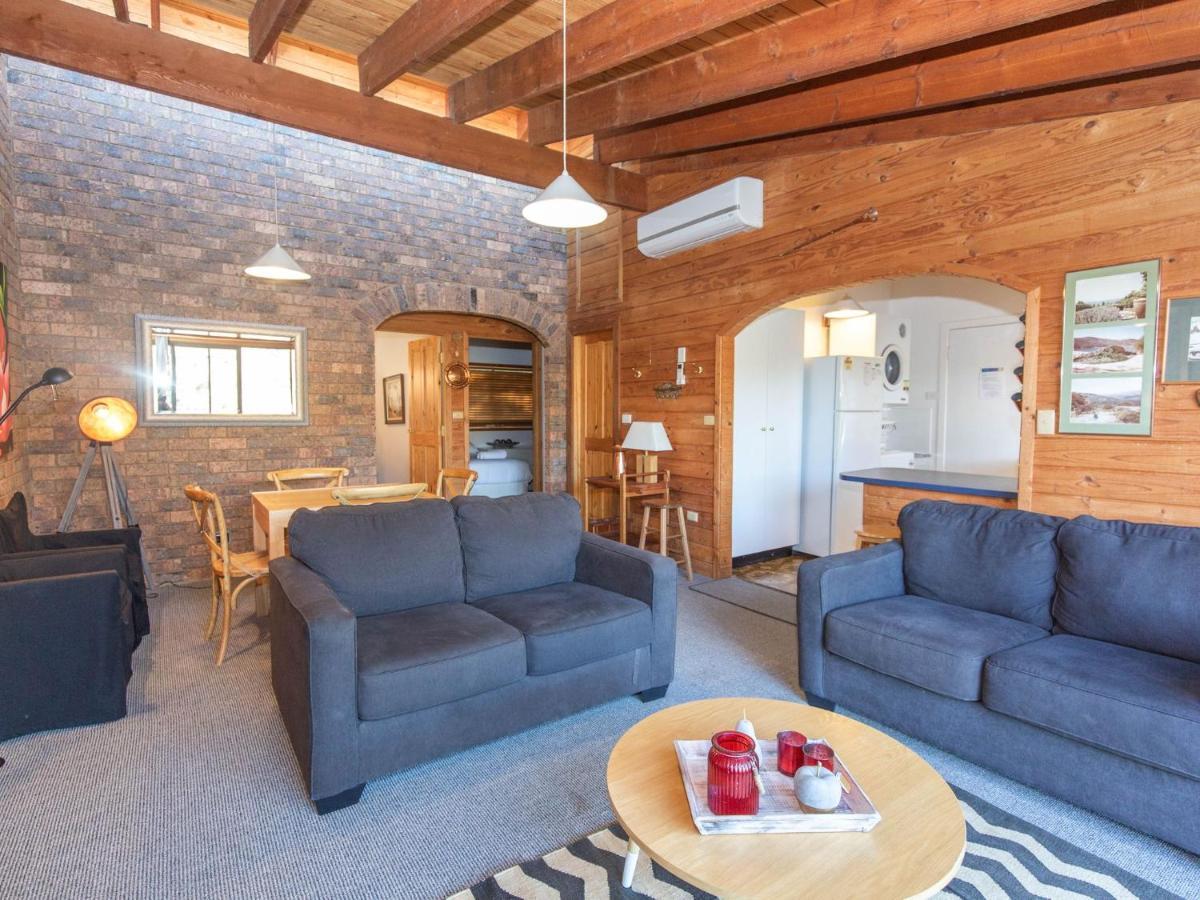 Holiday home Koola 2 41 Townsend Street Jindabyne