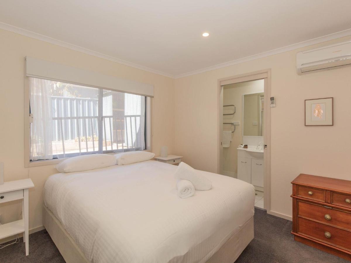 Holiday home Acacia 4 2 Kirwan Close *