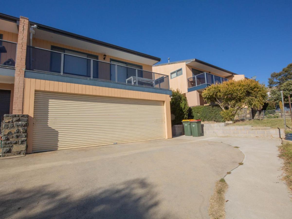 Acacia 4 2 Kirwan Close Holiday home Jindabyne