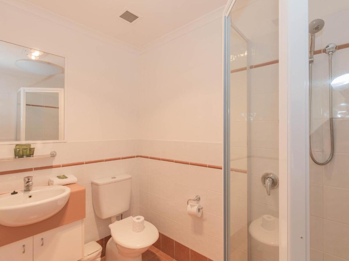 Holiday home Silvertrees 2
