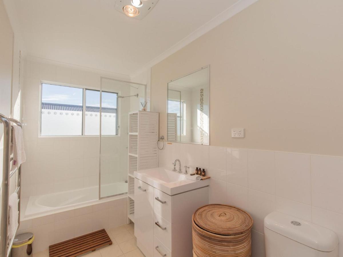 St Helenas 5 Twynam Street Holiday home *