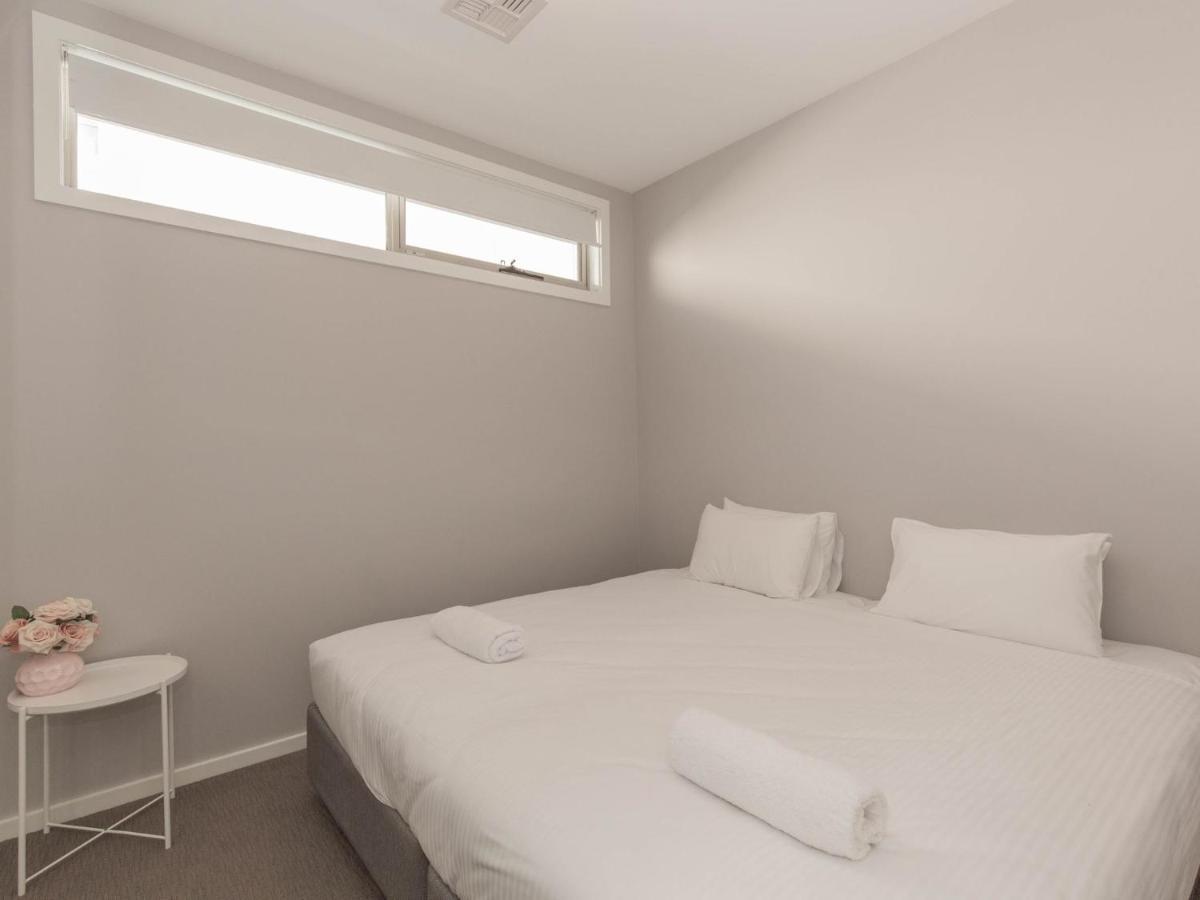 43a Twynam Street *
