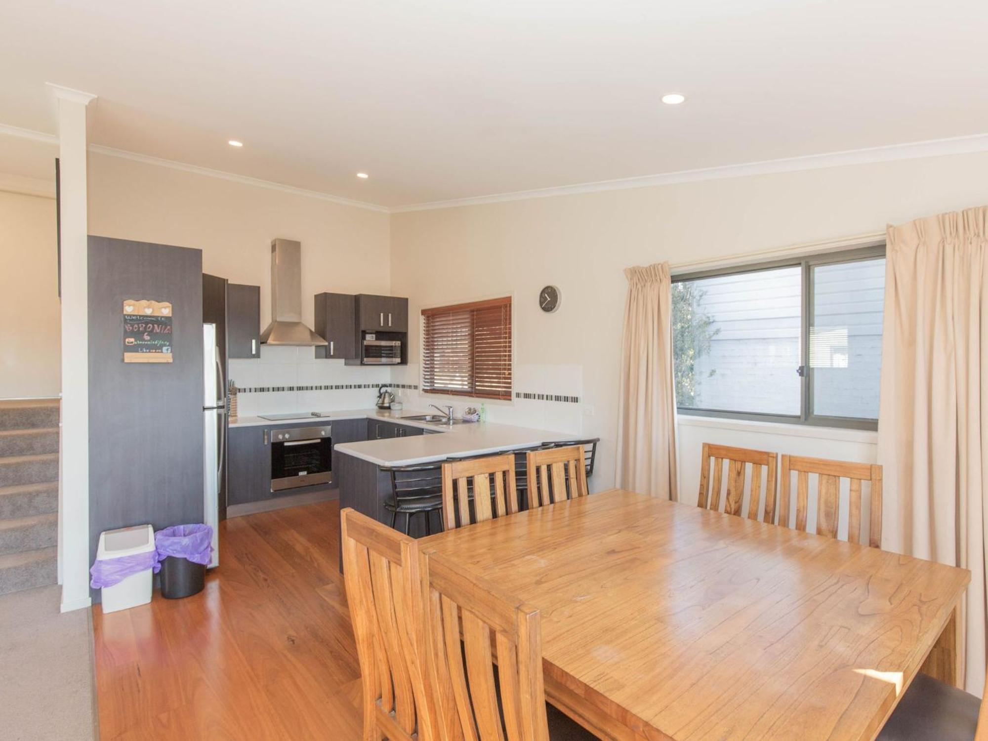 Apartment Boronia 6 30 Nettin Circuit