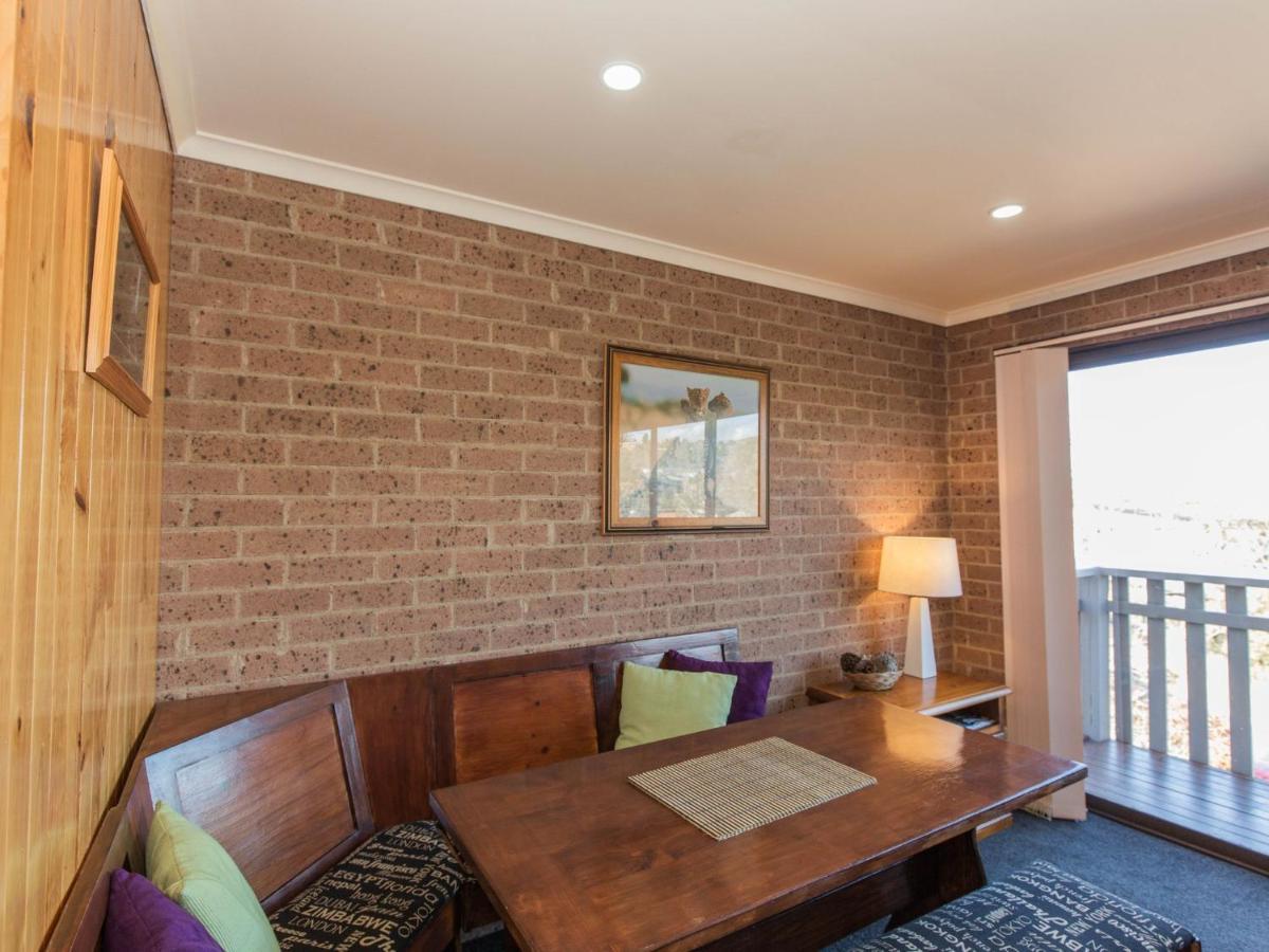 Apartment 67 Unit 3 58 Townsend Street *