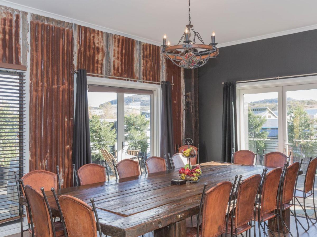 Oak And Barrell 7 Twynam Street Holiday home *