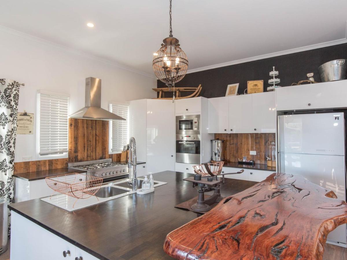 Oak And Barrell 7 Twynam Street Holiday home