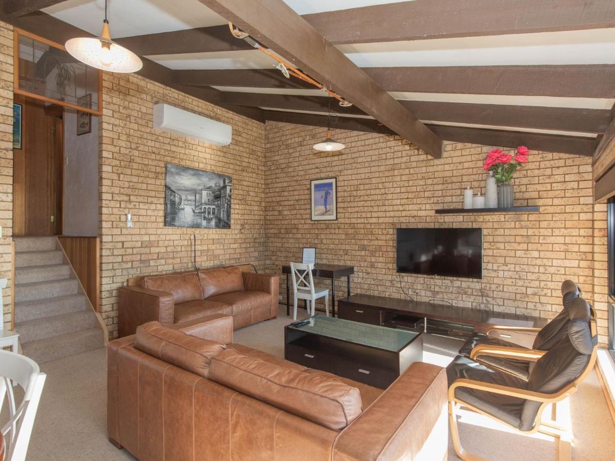 Clearview 2 8 Bogong Street Jindabyne