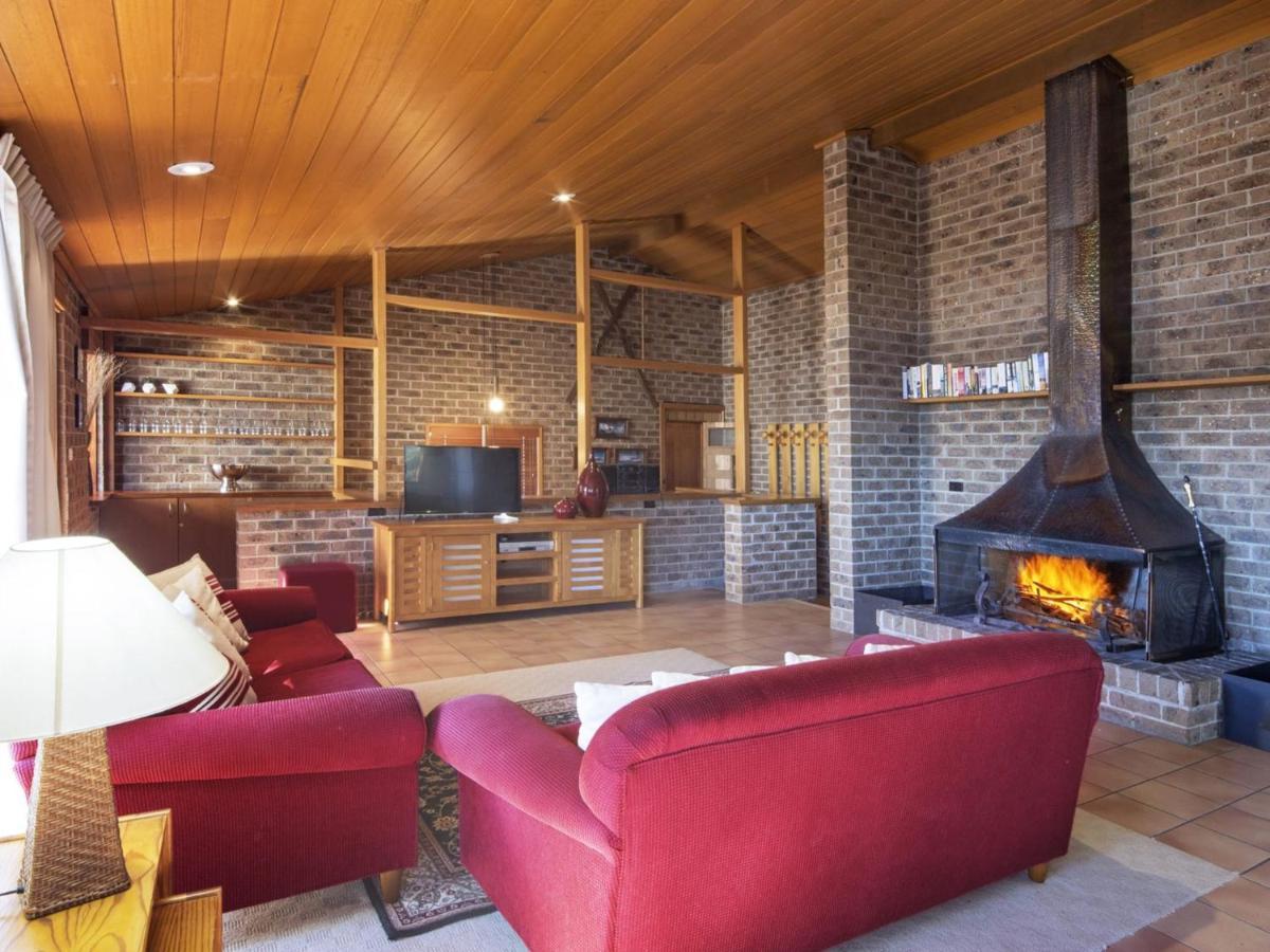 Holiday home Bundilla 4 - 3br L Balcony L Bbq L Views L Wifi L Air-con Jindabyne