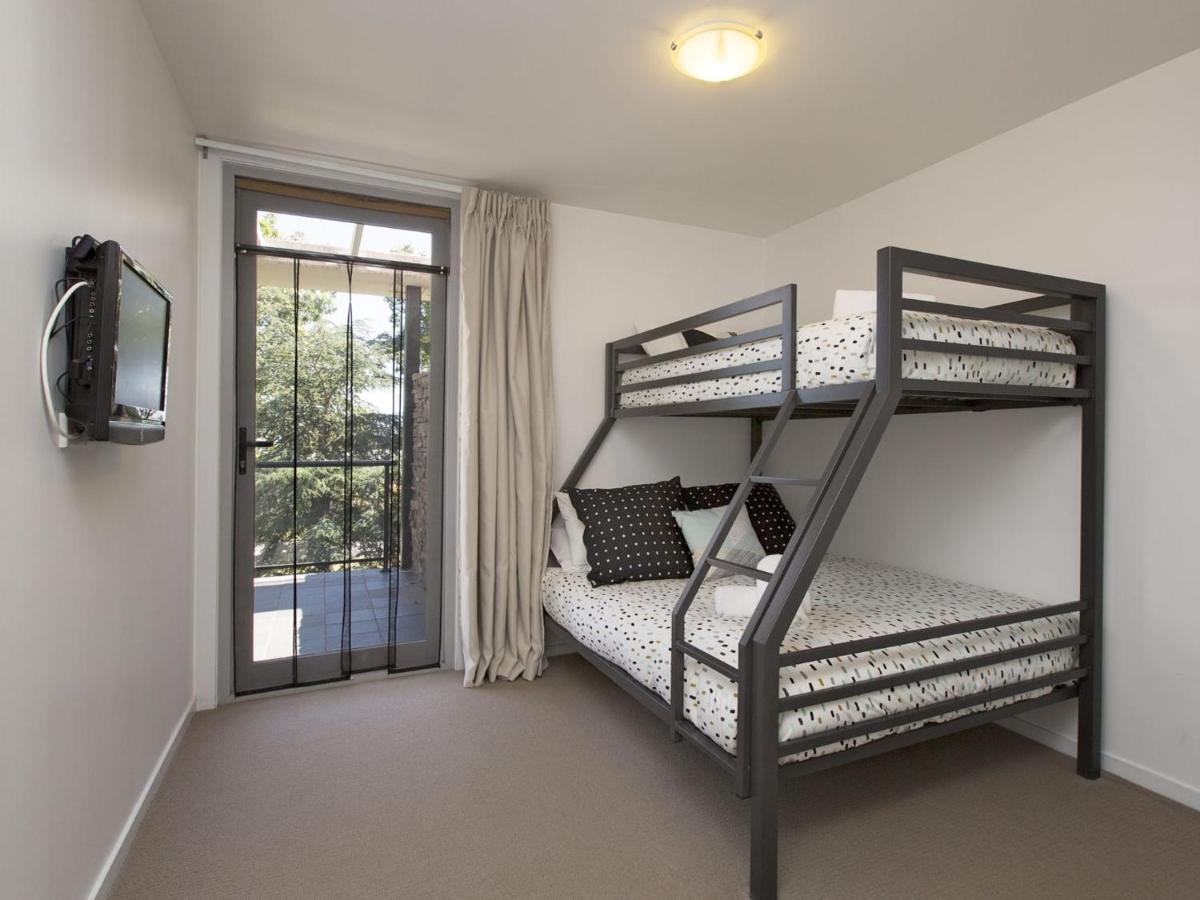 The Edge 5 - Modern 2br L Wifi L Bbq L Lrg Balcony Holiday home *